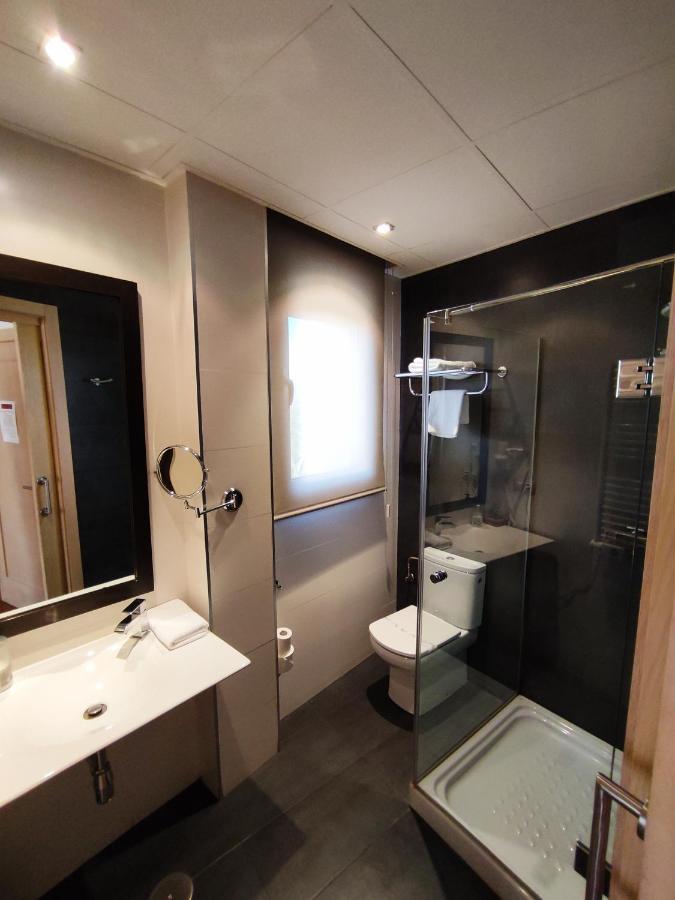 Hotel Puerta Del Arco Tudela de Duero Eksteriør billede