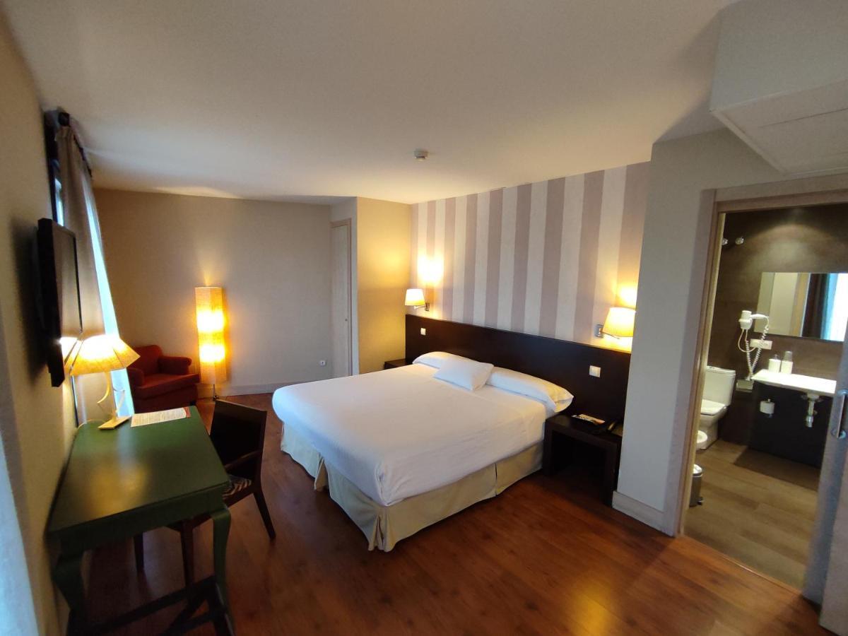 Hotel Puerta Del Arco Tudela de Duero Eksteriør billede