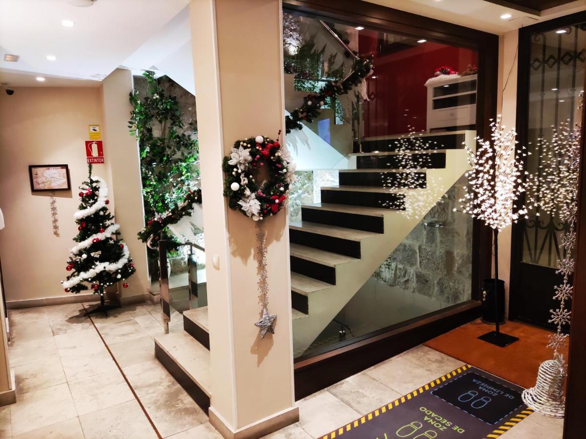 Hotel Puerta Del Arco Tudela de Duero Eksteriør billede