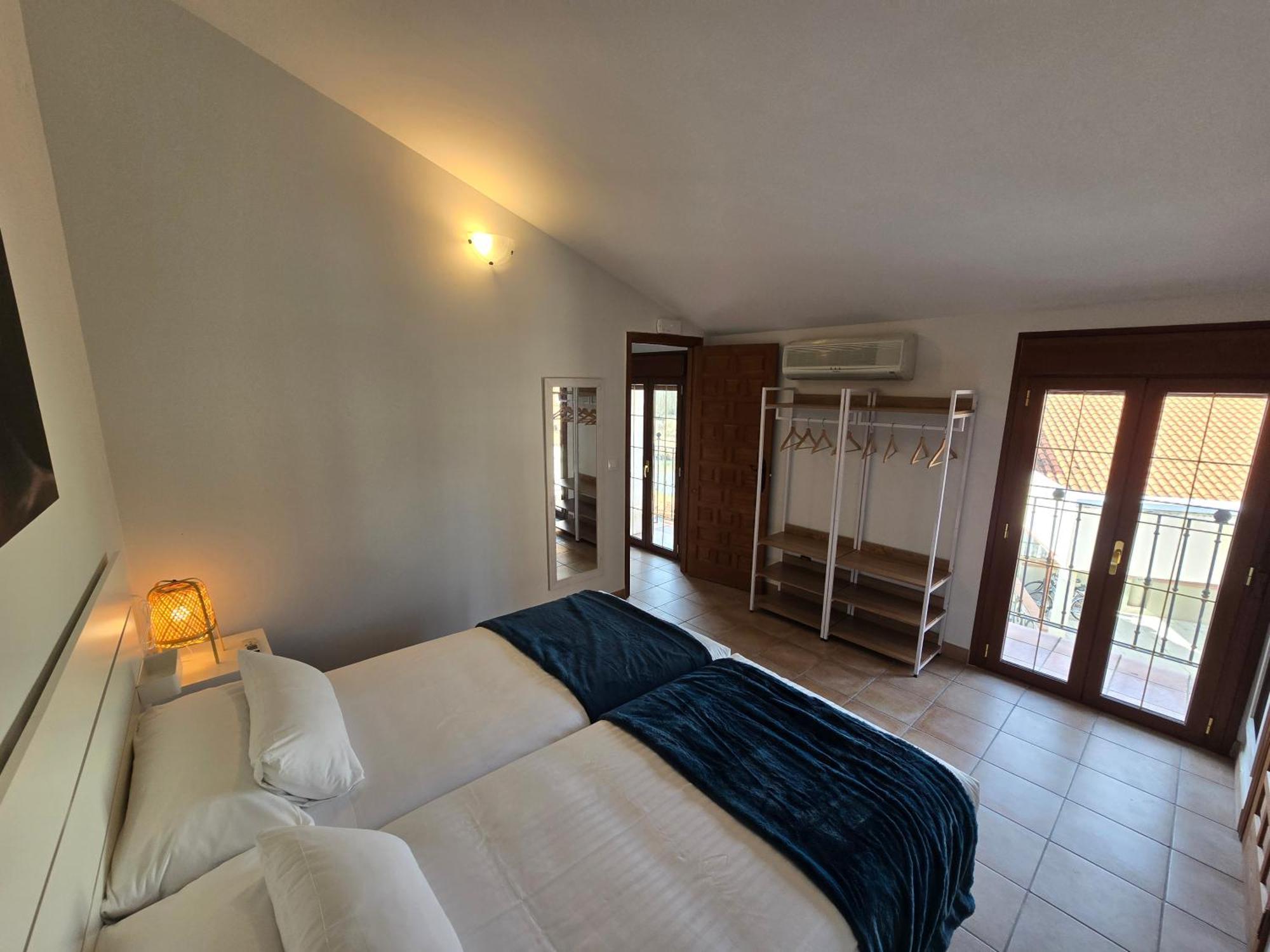Hotel Puerta Del Arco Tudela de Duero Eksteriør billede