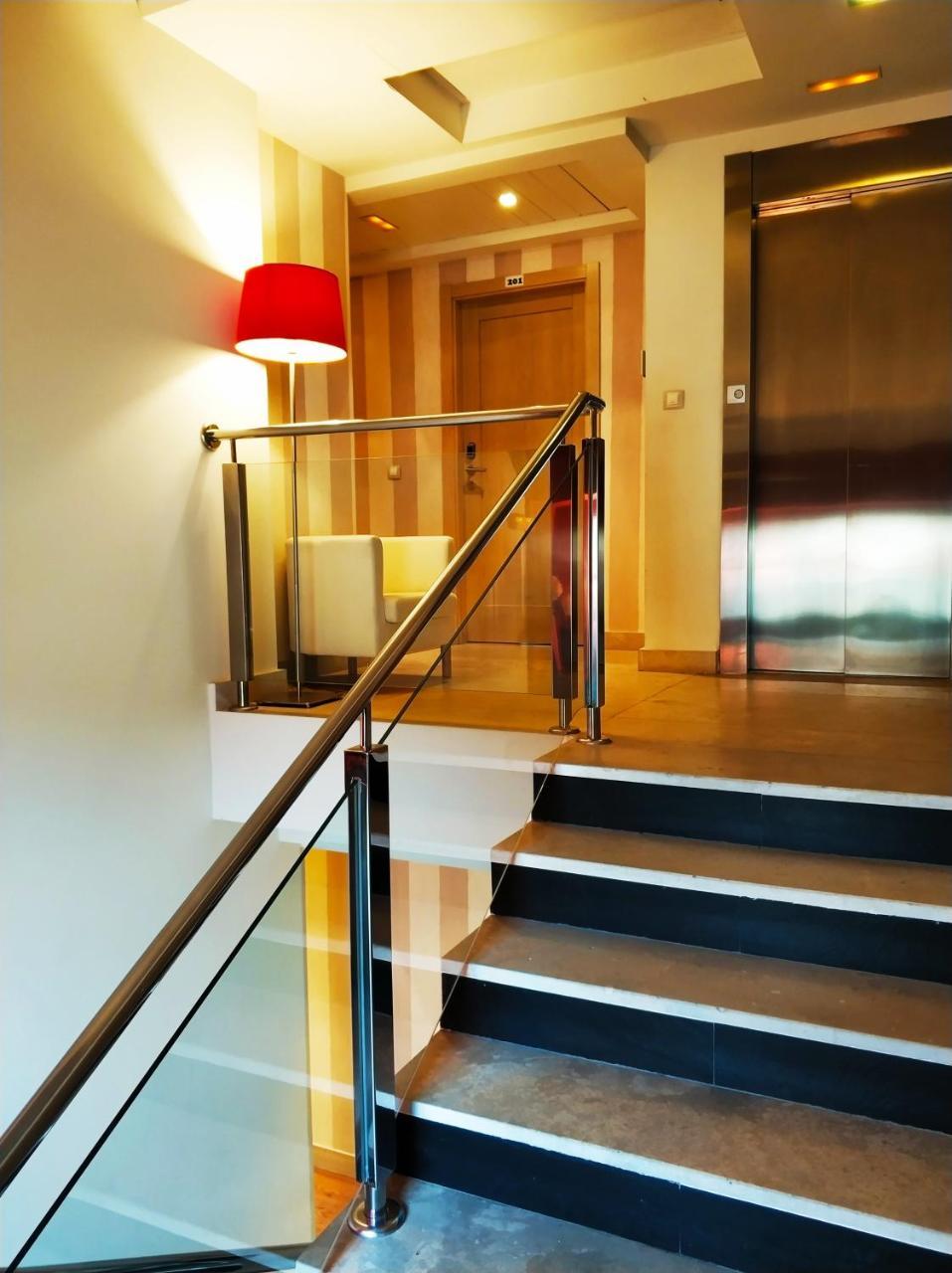 Hotel Puerta Del Arco Tudela de Duero Eksteriør billede