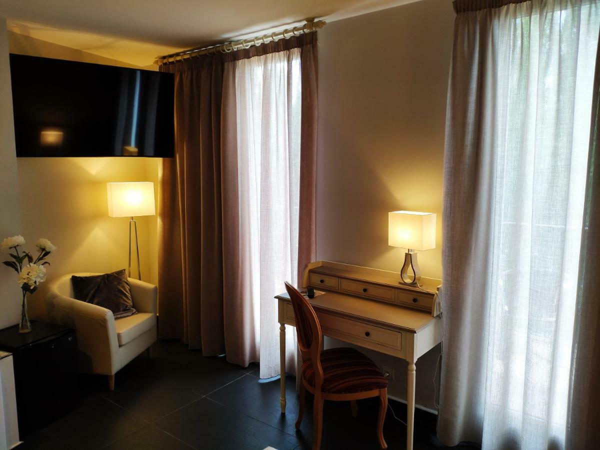 Hotel Puerta Del Arco Tudela de Duero Eksteriør billede